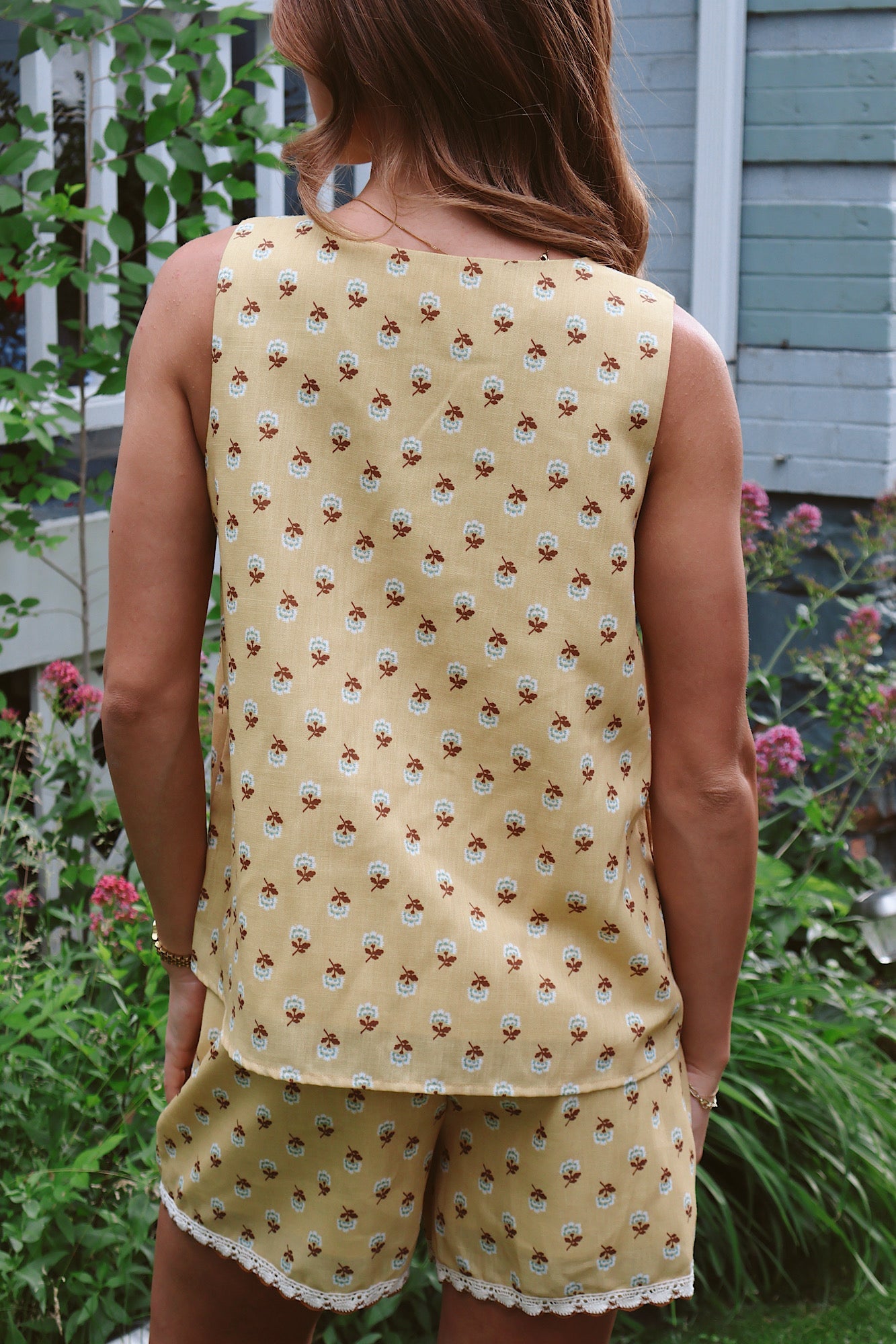 Flora Scalloped Tank