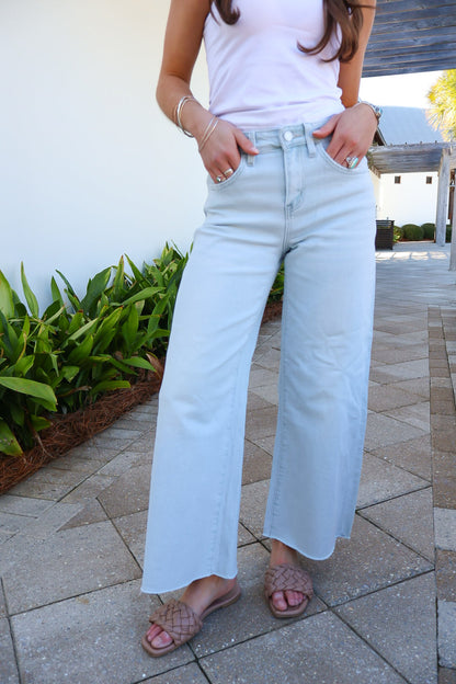 Olivia High Rise Wide Leg Crop Jeans – Light Wash