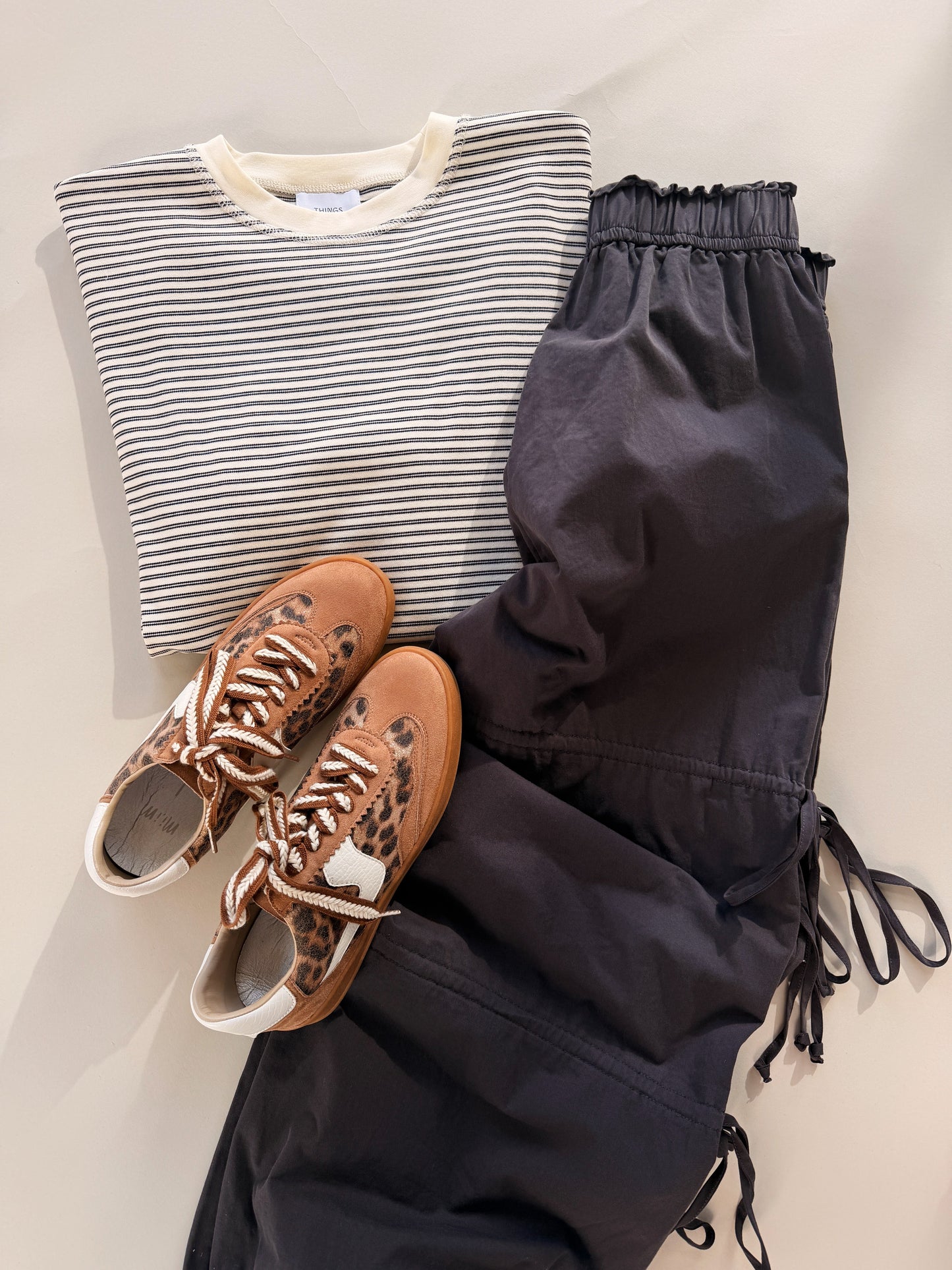 Downtown Side Tie Jogger Pants in Charcoal