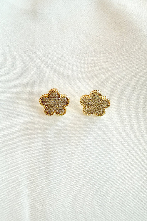 Clover Pave Studs