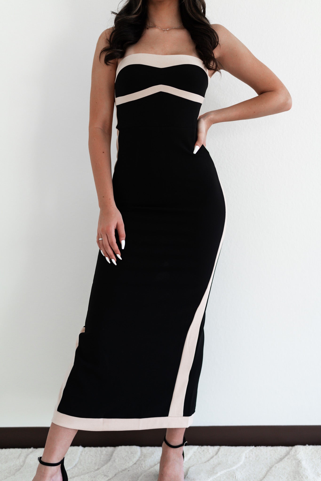 Head Turner Color Block Midi Dress