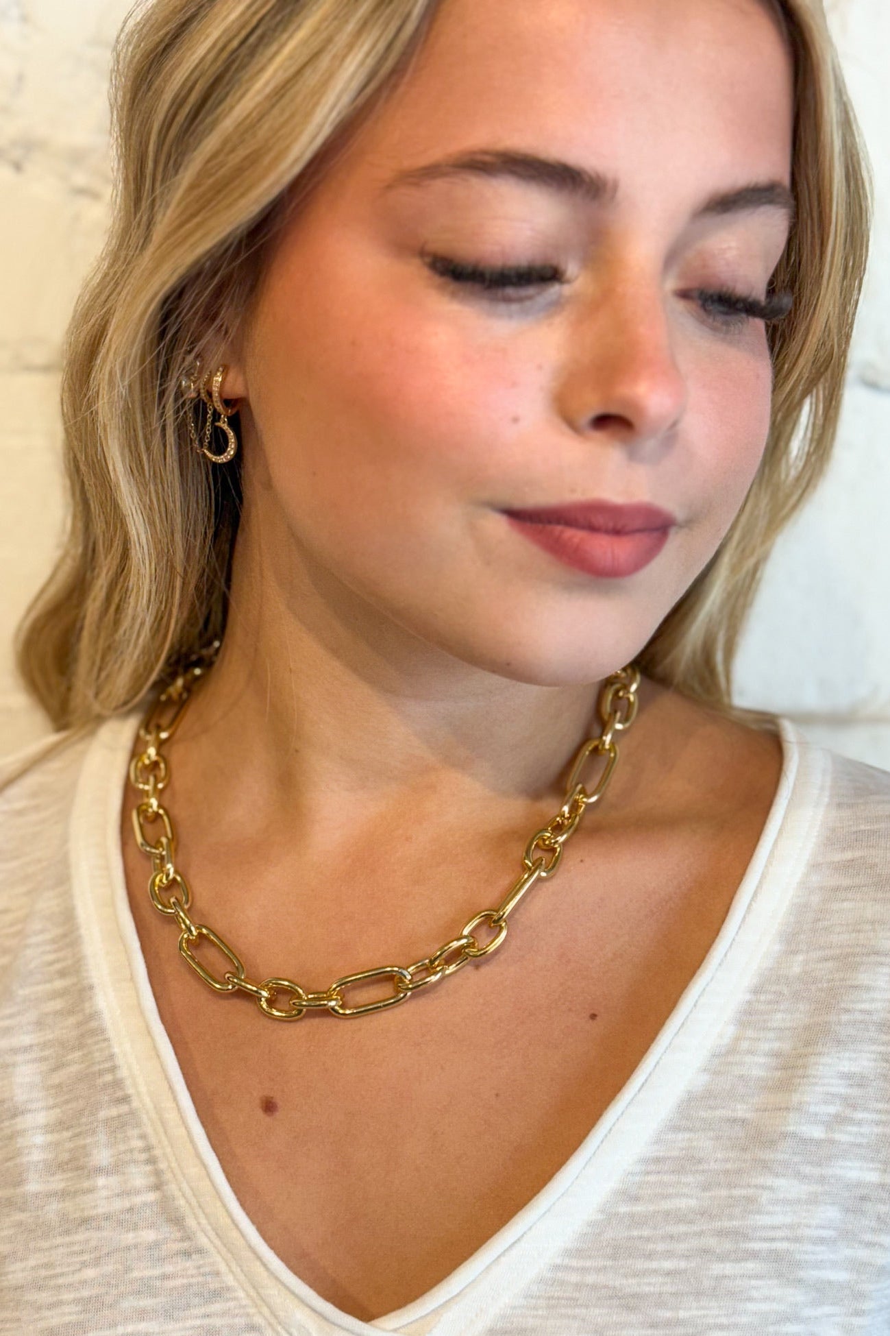 Essential Gold Chain Necklace