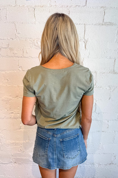 Flora U-Neck Tee