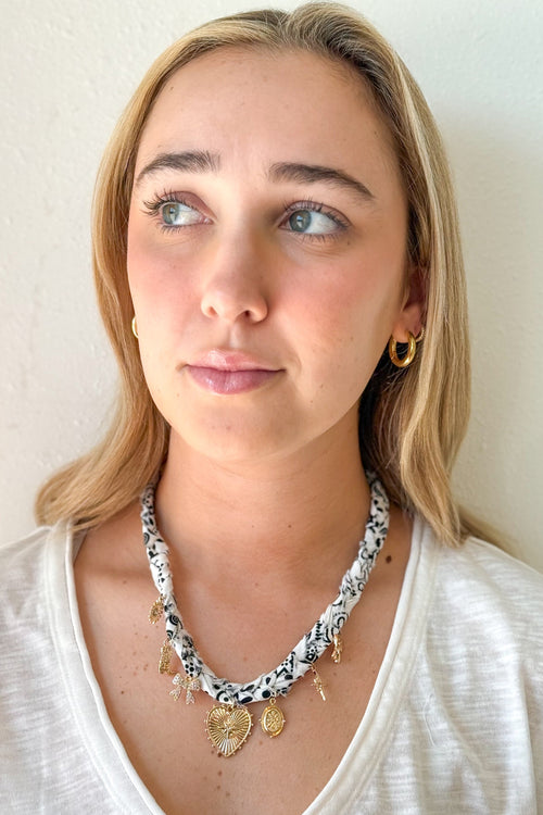 Heart White Scarf Necklace