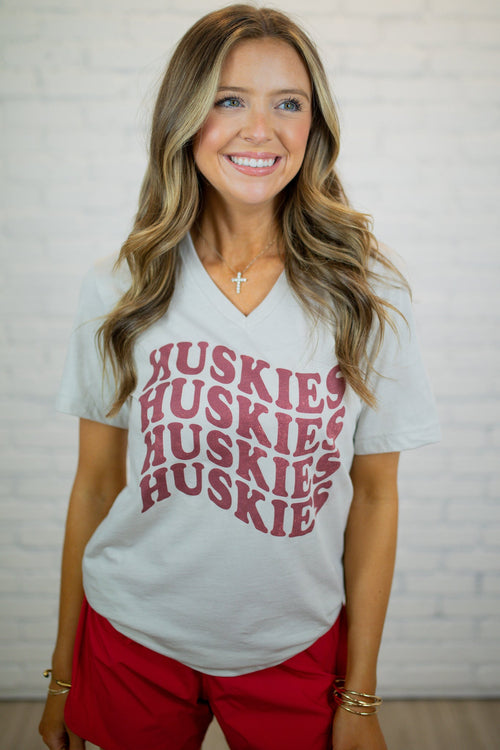 Wavy Huskies V-Neck Tee - Stone