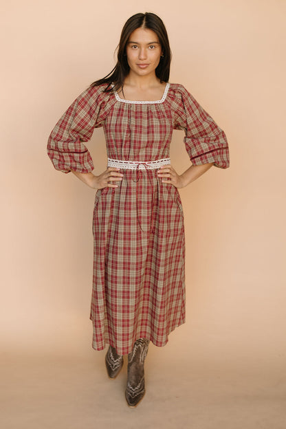 Madison Plaid Midi in Red